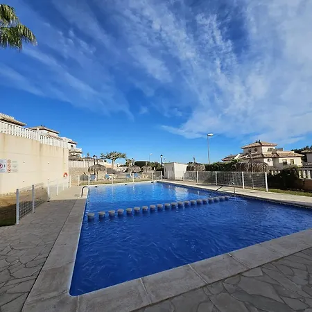 Casa Stefania, Lomas De Cabo Roig Area, 2 Bed , 2 Terraces And Beautiful Swimming Pool * Dehesa de Campoamor (Orihuela Costa)